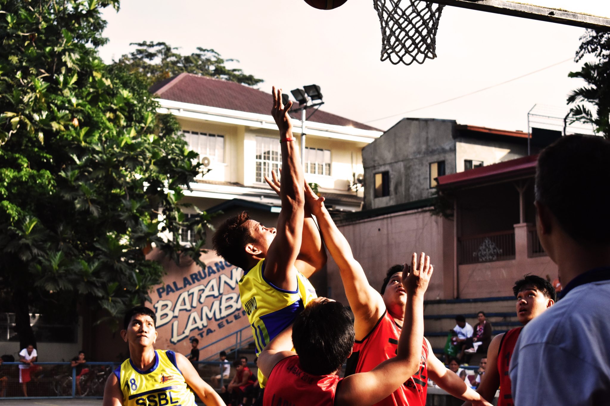 group-of-people-playing-basketball-1705165